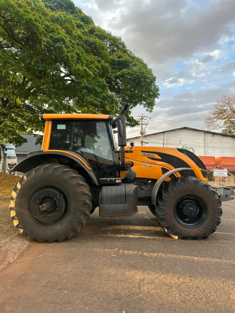 TRATOR VALTRA BH 194 – ANO 2021