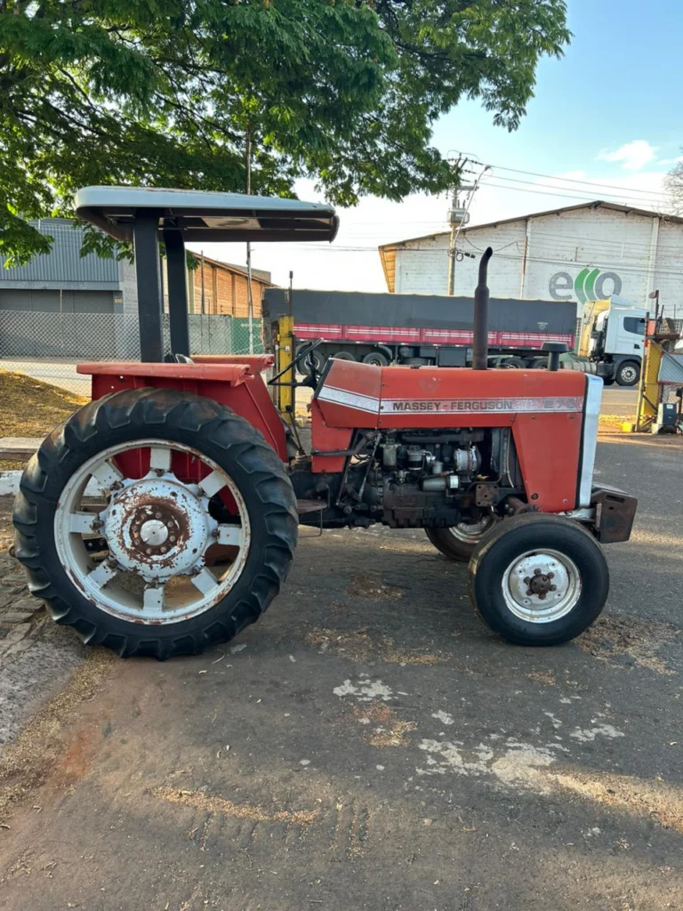 TRATOR MASSEY FERGUSON MF 275
